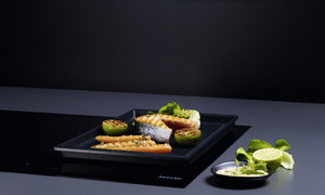 Dodatki-19/GOURMET-MIELE-PLOSCA-ZA-PECENJE_3