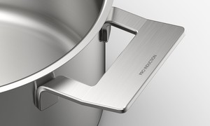 Posoda-in-pribor-1/17562108_PGA2_AllBrands_DETAIL_Flat_Pot_B_handle_def-1