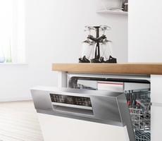 _749/MCSA01873413_BO_GlassSecure_Tray_SMZ5300_picture_KF5_on_dishwasher_EN