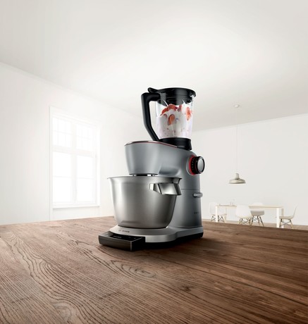 MUM9YX5S12 BOSCH Serie 8, Kuhinjski robot s tehtnico, OptiMUM, 1600 W, Srebrna, Črna